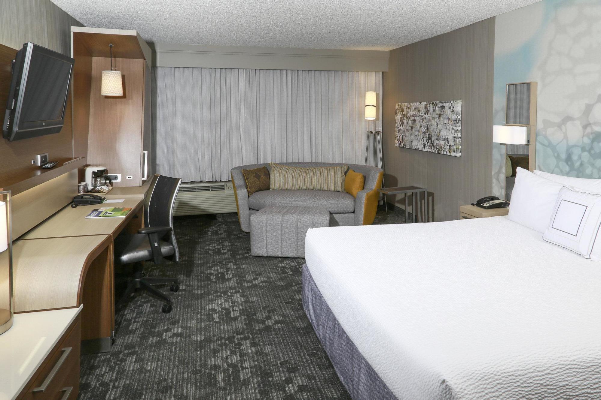 Courtyard By Marriott Riverside Ucr/Moreno Valley Area Dış mekan fotoğraf