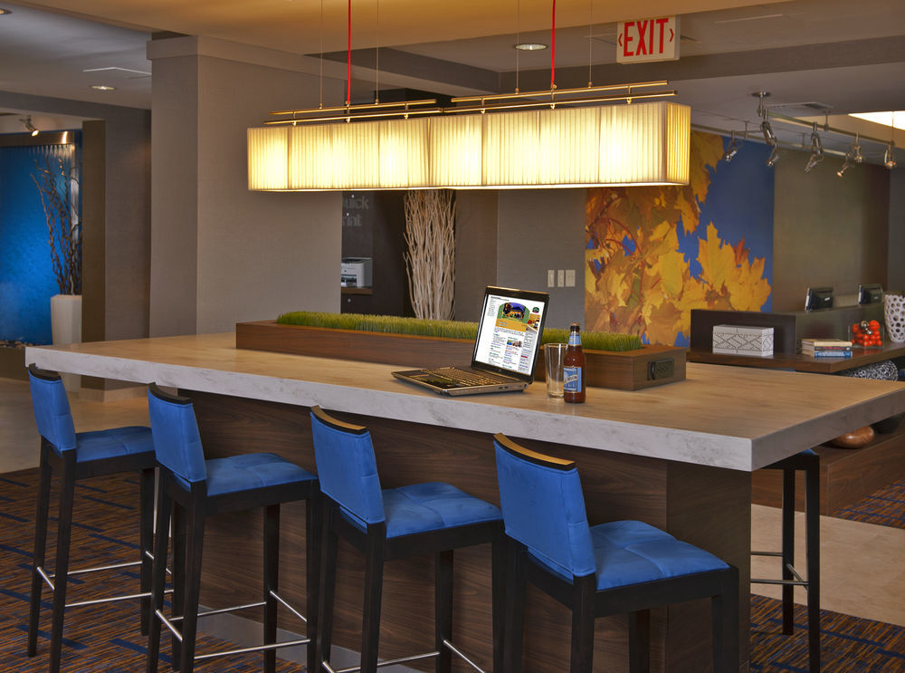 Courtyard By Marriott Riverside Ucr/Moreno Valley Area Dış mekan fotoğraf