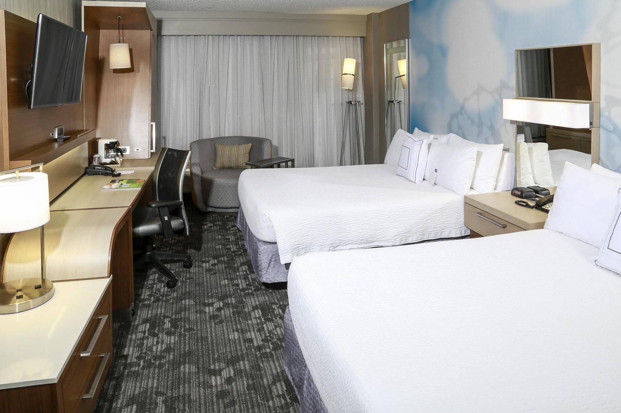 Courtyard By Marriott Riverside Ucr/Moreno Valley Area Oda fotoğraf