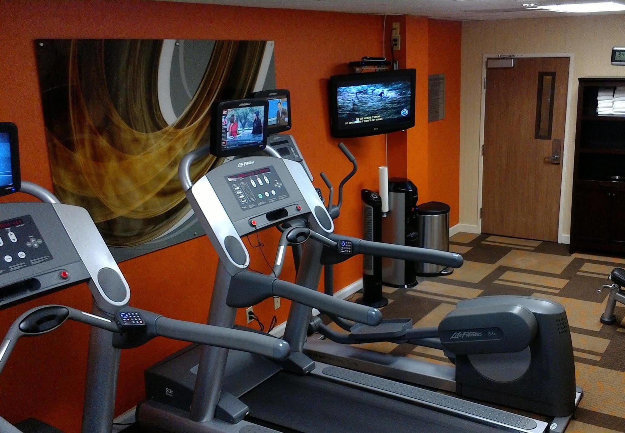 Courtyard By Marriott Riverside Ucr/Moreno Valley Area Dış mekan fotoğraf