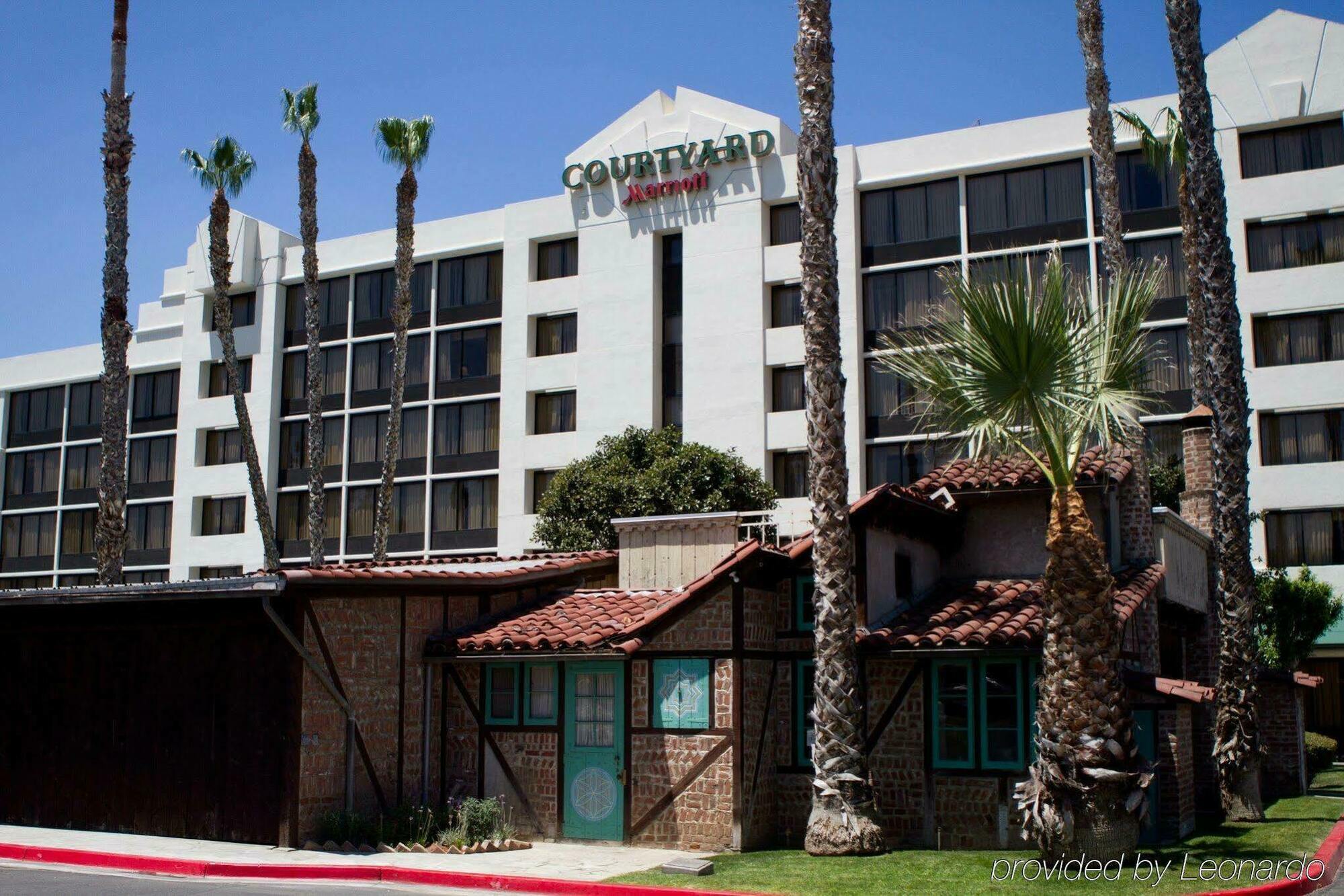 Courtyard By Marriott Riverside Ucr/Moreno Valley Area Dış mekan fotoğraf